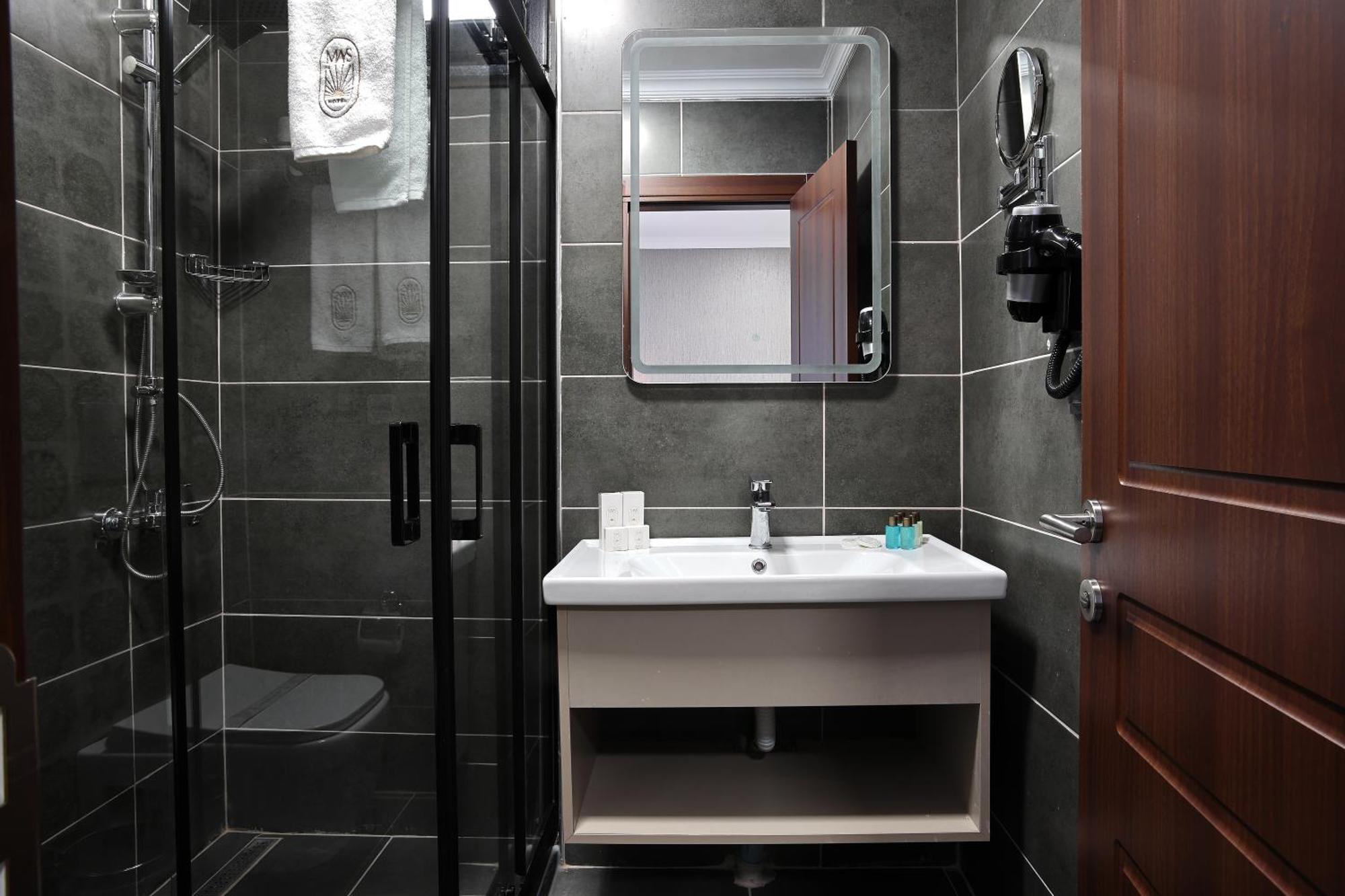 Mays Royal Hotel اسطنبول المظهر الخارجي الصورة